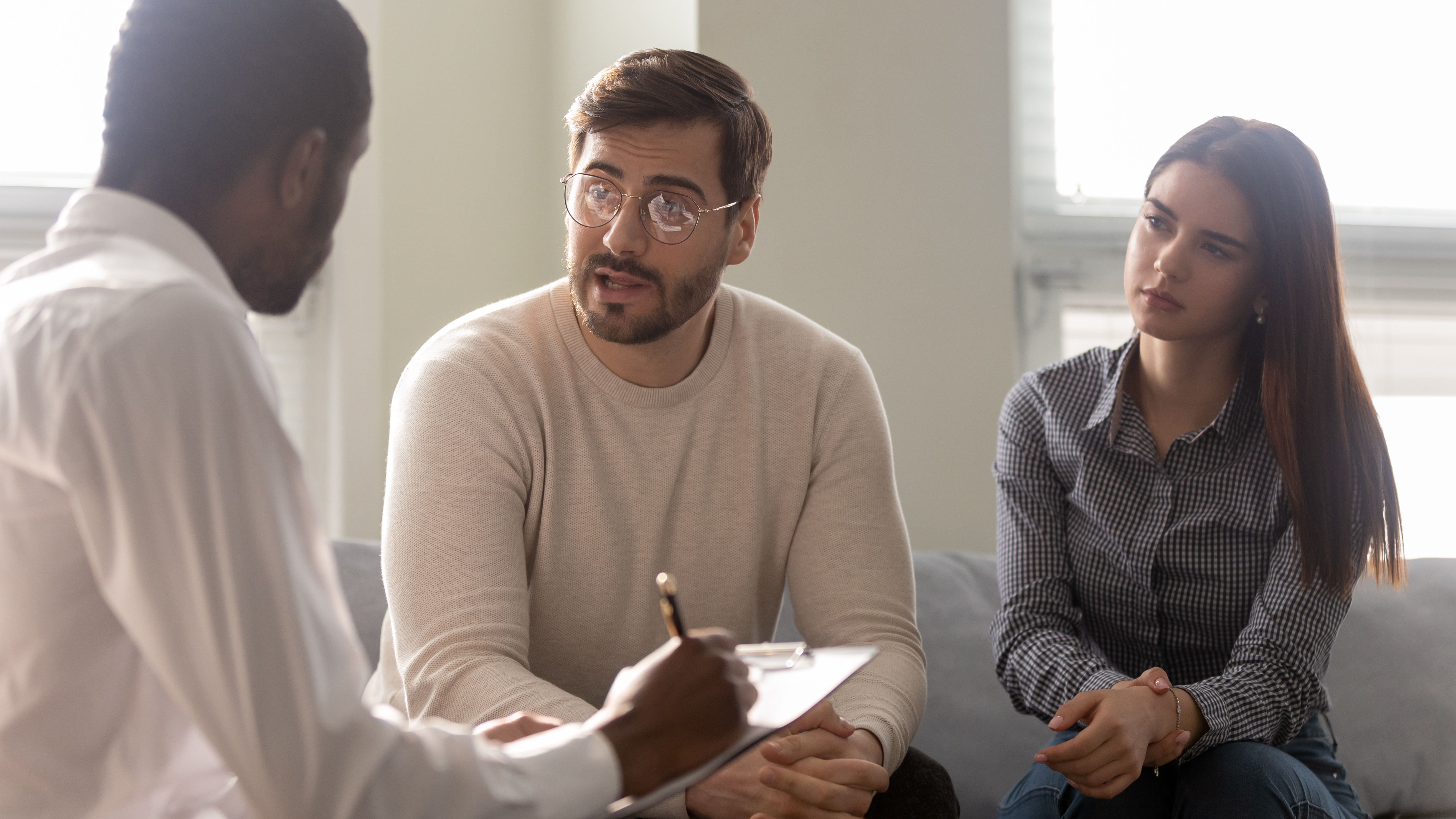 People with Huntington's disease take more medications as the disease progresses, with antidepressants among the most common. This underscores the importance of open conversations between families and doctors to adjust treatments as needed.